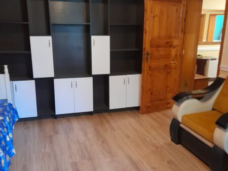 Kristal Center, jepet me qera apartament 2+1