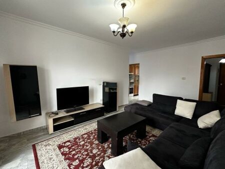 Jepet me qira apartament 2+1 në Rr. Dritan Hoxha, Laprakë|