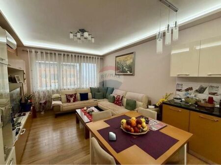 Apartament 2+1 ne shitje , Astir