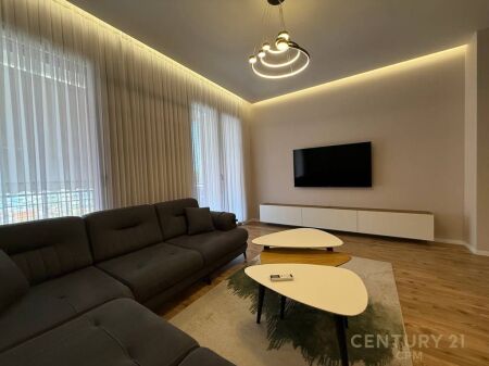 Apartament 2+1+post parkimi per qira tek Kompleksi Delijorgji !