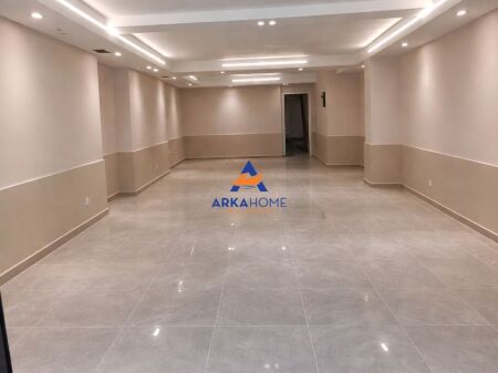 LOCALE COMMERCIALE IN VENDITA 100M2 "DURRES" 185000 EURO
