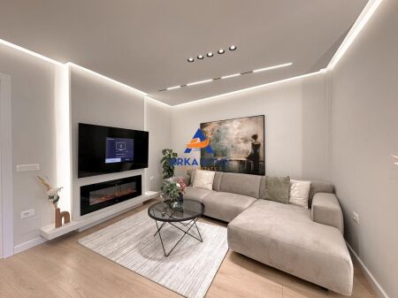 SHITET APARTAMENT 2+1+BALLKON "TE ZOGU I ZI" 285.000 EURO