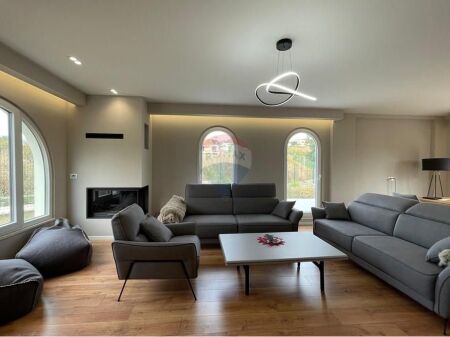 Villa Individuale in affitto, Mjull Bathore