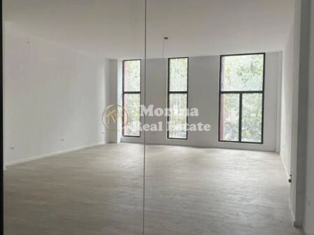 Affitto | Locale Commerciale | Via Kavaja | 1400 €/mese