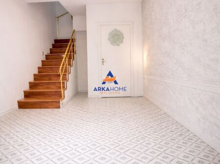 LOCALE COMMERCIALE IN AFFITTO 50M2 "REZIDENZA GOLDEN PARK, AMERIKAN 3" 45000 LEKE