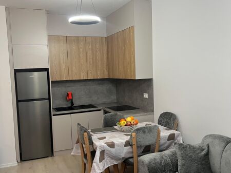 Apartament 1+1 për qira tek Univers City