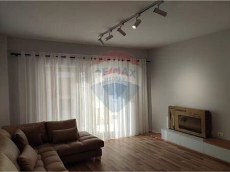 Apartament 1+1 me qera tek Zogu i Zi
