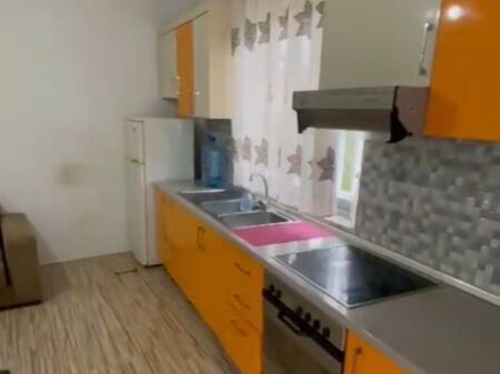 House 1+1 for rent, Veli Dedi street near Old Shqiponja 300 thousand lek