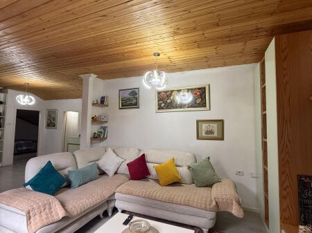 AFFITTASI APPARTAMENTO 2+1/PAPAFINGO  Via Dibres, vicino a Viles Gold Completamente arredato  600€/mese
