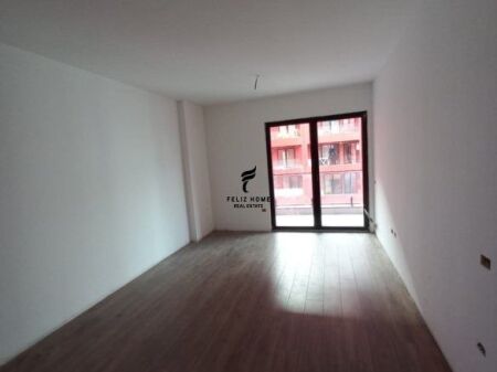 UFFICIO IN AFFITTO 70 M2 VIA DIBRA 700 EURO FH-64938