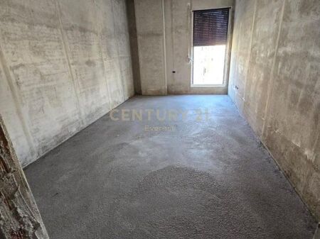 Shitet apartament 1+1 në rezidencën Urban Vista,