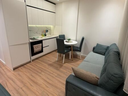 Apartament 1+1 per qira Kompleksi Deliorgji !