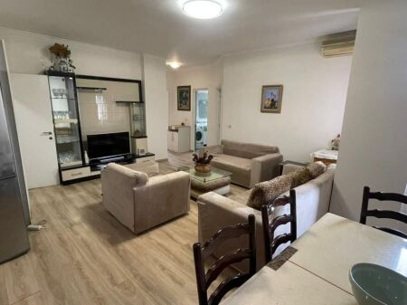 JEPET ME QIRA APARTAMENT 2+1-PORCELAN, TIRANË