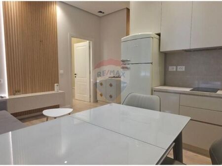 Jepet me qira apartament 1+1 – Rruga e Dibrës!