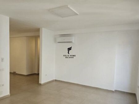 UFFICIO IN AFFITTO 74 M2 STADIO AIR ALBANIA 1.260 EURO FH-64949