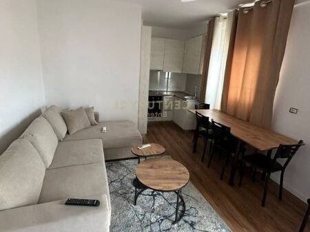 Apartament 2+1 me qira ne Selite
