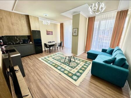 Jepet me qera apartament 2+1+2 tek Selvia