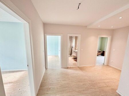 OFFICE FOR RENT IN THE CENTER, 100 m2.