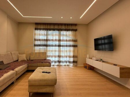 Qera, Apartament 2+1, Kompleksi Molla, Unaza e Re