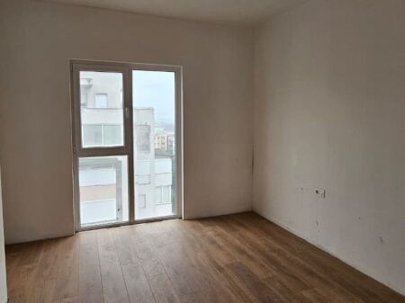 Shitet apartament 2+1+2 – Kompleksi Tirana Entry 2