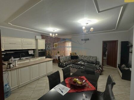 Shitje, Apartament 2+1, Fresk, Tiranë.