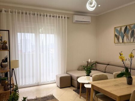 Super 1+1 for rent near Rruga e Kavajes