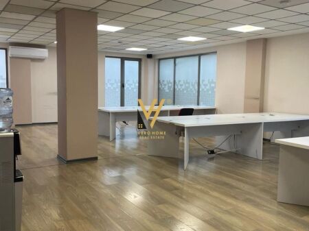 UFFICIO 307 M2 IN AFFITTO IN VIA ABDULLA KETA, CENTRO 3.400 EURO