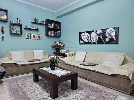 SHITET APARTAMENT 2+1,ISH EKSPOZITA