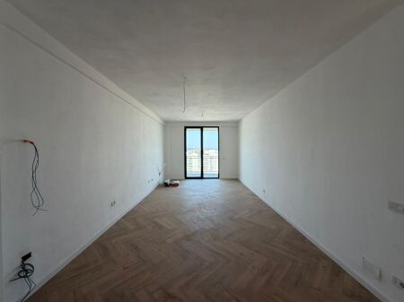 Appartamento 3+1 in affitto al Golden Tower 3 in Via Mine Peza.