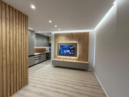 At the Diplomat in Vlore, Studio Apartment Newly Invested for Sale!