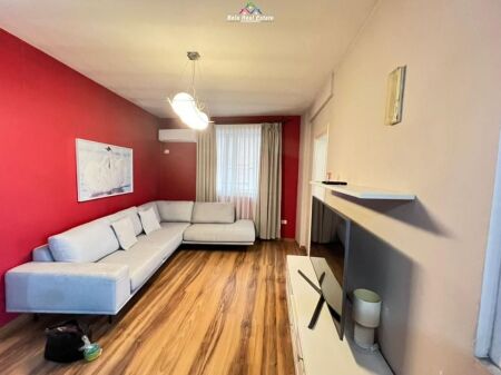 Apartament Me Qera 2+1 Tek Rruga e Barrikadave (ID B2201808) Tirane
