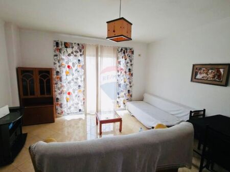 Apartament 1+1 Qendra Kristal