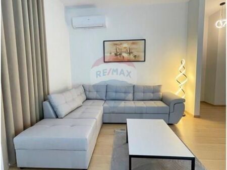 Apartament - Për Qira - Kompleksi Delijorgji, Tiranë