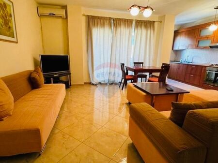 Apartament 2+1 + Post Parkimi Liqeni i Thate