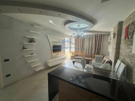 Qera, Apartament 2+1, Unaza e Re, Tirane.
