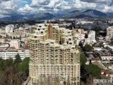 Apartment 1+1 for sale at Colonnade