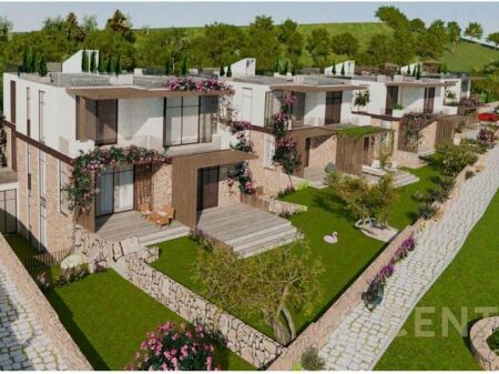 APARTAMENT 1+1 PER SHITJE NE QEPARO!