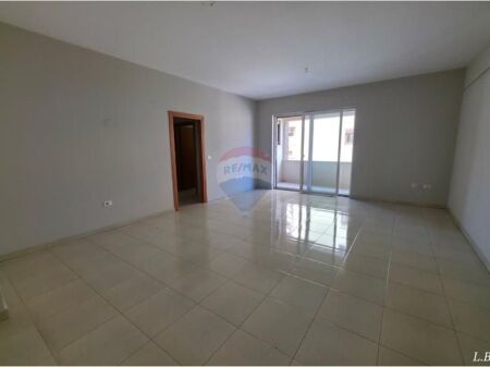 Office - For Rent - Bogdan Street, Tirana