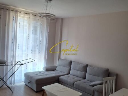 APARTAMENT ME QIRA 1+1 ISH FUSHA AVIACIONIT 70.000 LEKE
