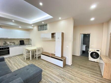 APARTMENT 1+1 FOR SALE IN THE CENTER NEAR THE DURRES MUSEUM!