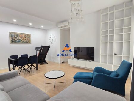 JEPET ME QERA APARTAMENT 2+1+BALLKON "KOMPLEKSI DELIJORGJI" 120.000 LEKE