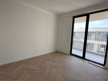 Ufficio in affitto, Golden Tower