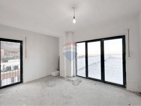 Apartament - Për Shitje - Kodra e Diellit 2, Tiranë(ID: 530191075-17)