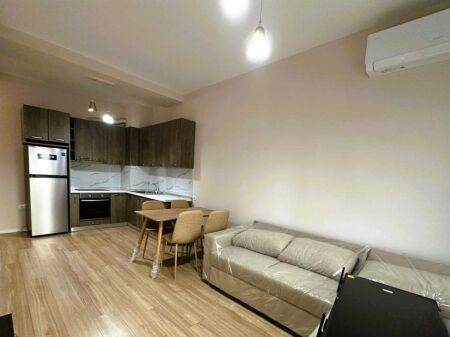 Apartament 1+1 tek Kompleksi Magnet !