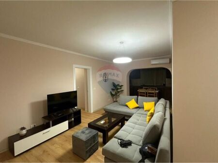 Apartament - Për Qira - Ish Fusha e Aviacionit, Tiranë