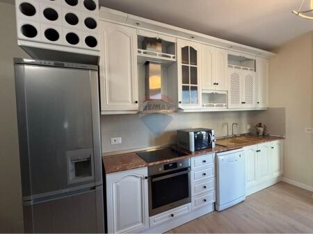 Apartament 1+1 per qera tek Rr.Elbasanit Jepet 1+1 per qera prane Lion Park.