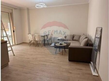 JEPET ME QERA APARTAMENT 1+1, ASTIR