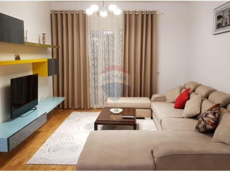 APARTAMENT 2+1 PER QERA TE KOPSHTI BOTANIK, XHAMIA