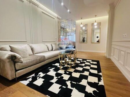 Shitet Apartament Luksoz 2+1 Stadiumi Dinamo