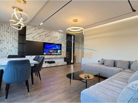 Rent, Luxury Apartment 2+1+2, Dry Lake, Tirana.